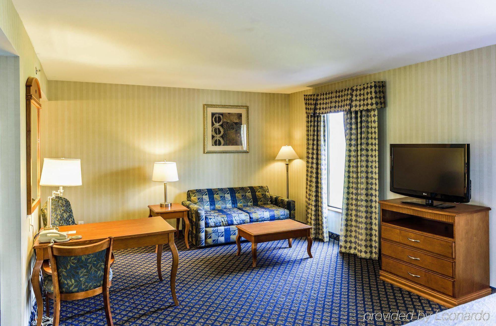 Hampton Inn And Suites Jamestown Exterior foto